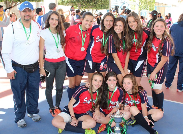 联等各大足 联等各大足